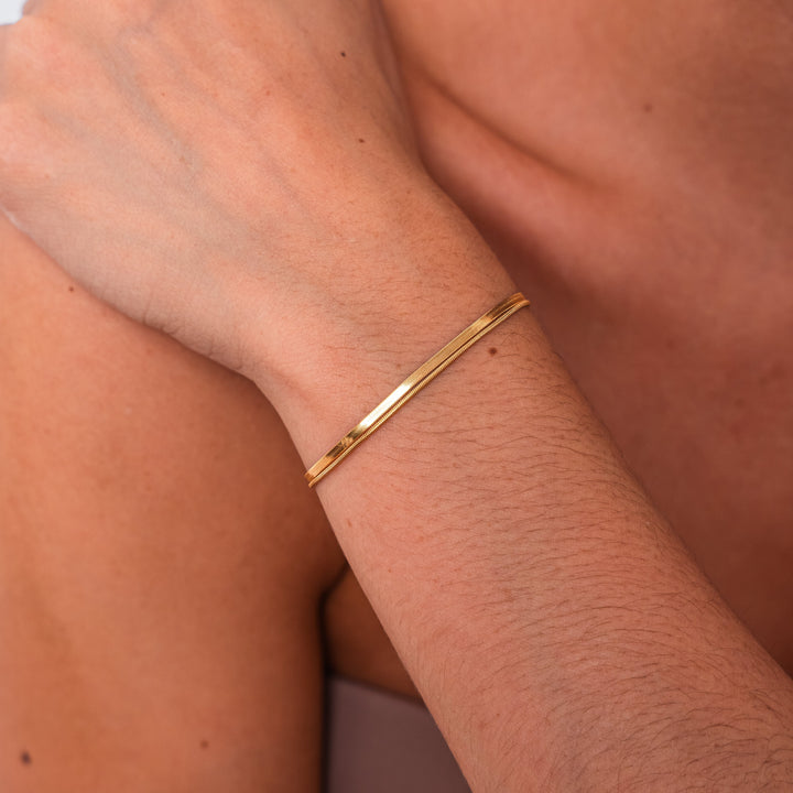 Serpent-Inspired Sarya Bracelet