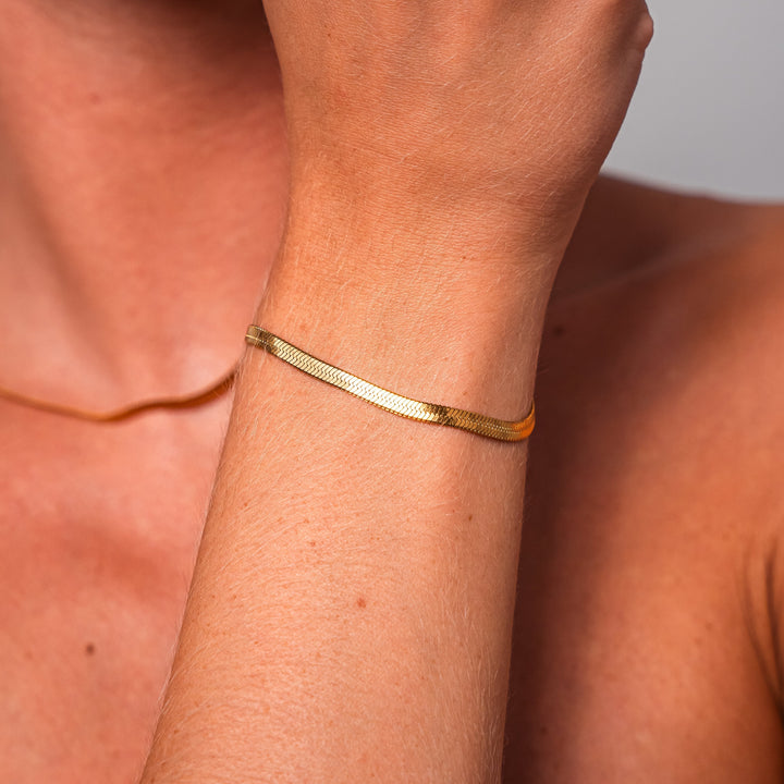 Serpent-Inspired Sarya Bracelet