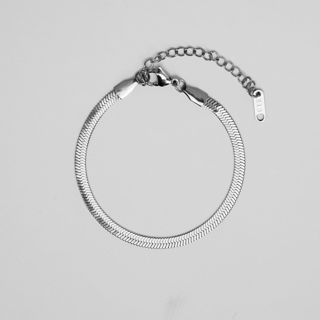 Serpent-Inspired Sarya Bracelet